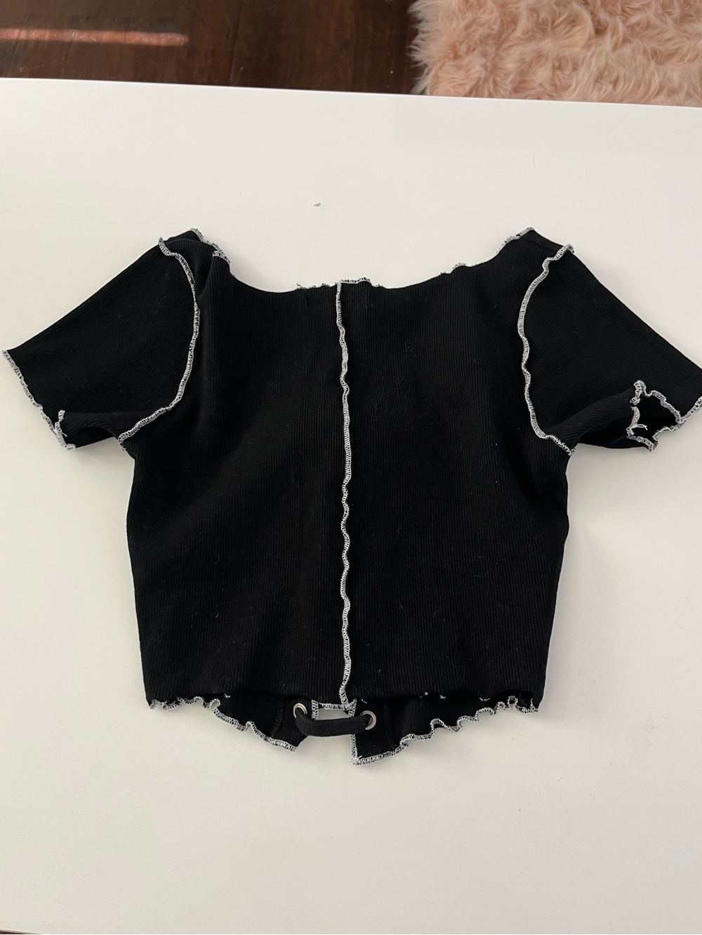 Poster Girl Lace Up Black Crop top sz small - Picture 4 of 5